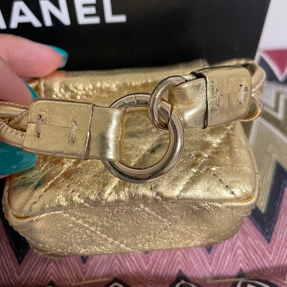 🦢Vintage Chanel vintage ankle mini bag light gold rare to find gorgeous treasure - Picture 8 of 15